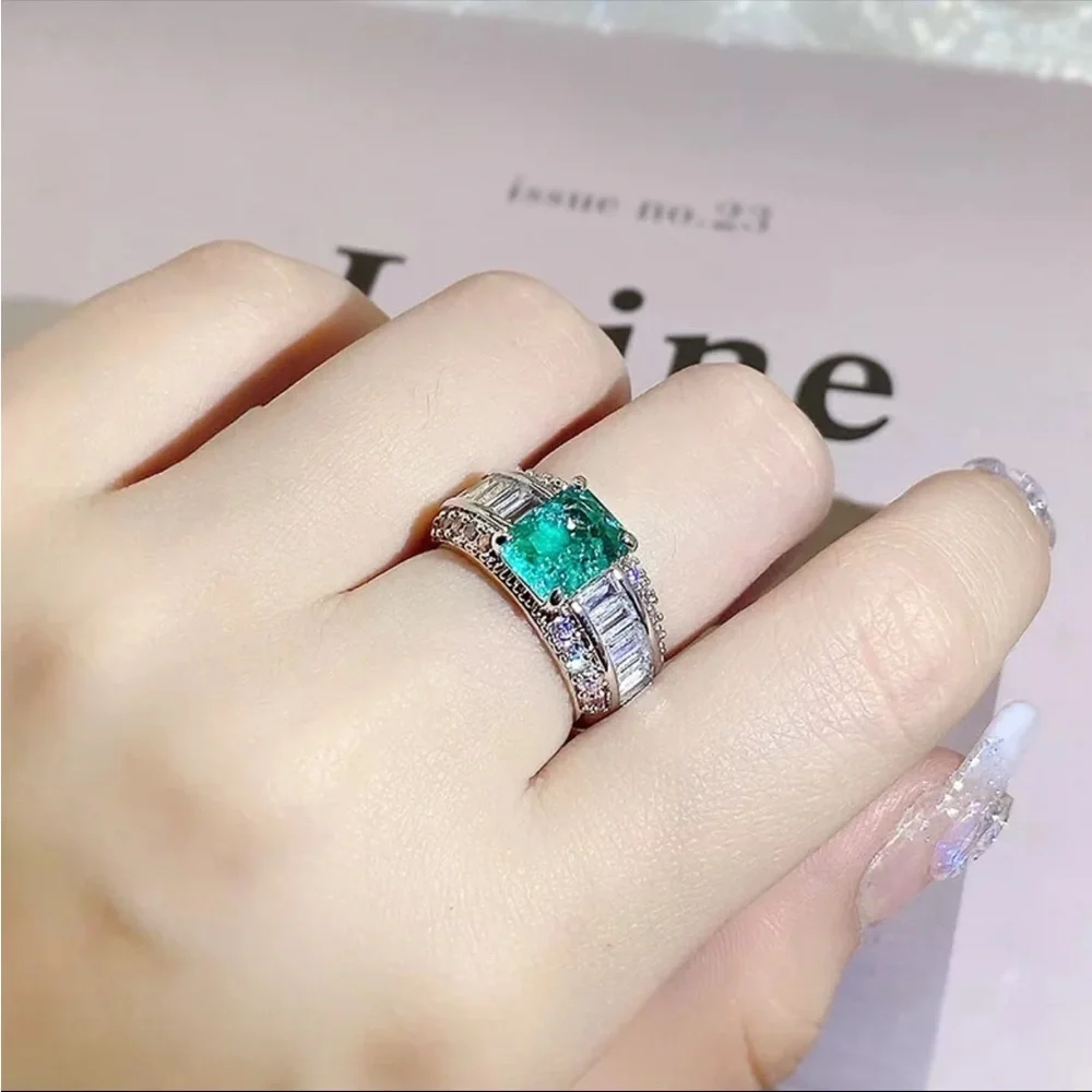 New 925 Silver Princess  Ladies Wedding Party Zircon Ring - Picture 4 of 5